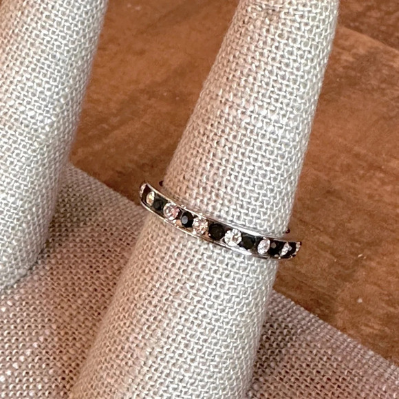 Waterproof Black And White CZ Stainless Steel Eternity Band Stack Ring - Picture 5 of 7